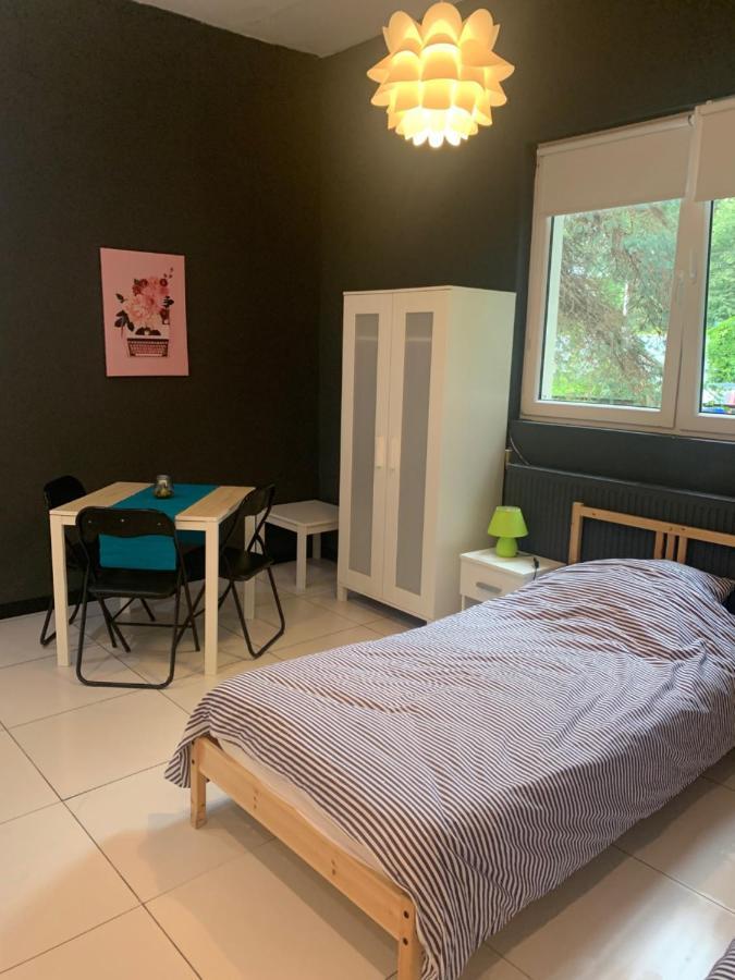 Smart Stay Hostel גדינייה מראה חיצוני תמונה