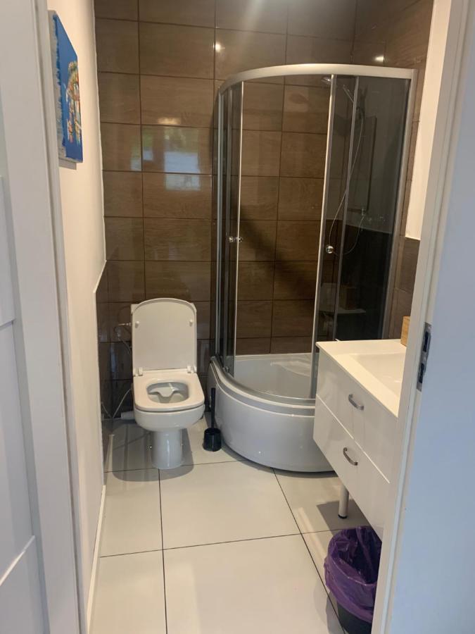 Smart Stay Hostel גדינייה מראה חיצוני תמונה