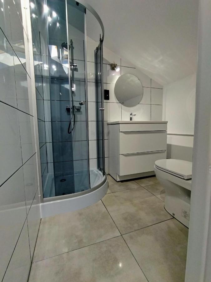 Smart Stay Hostel גדינייה מראה חיצוני תמונה