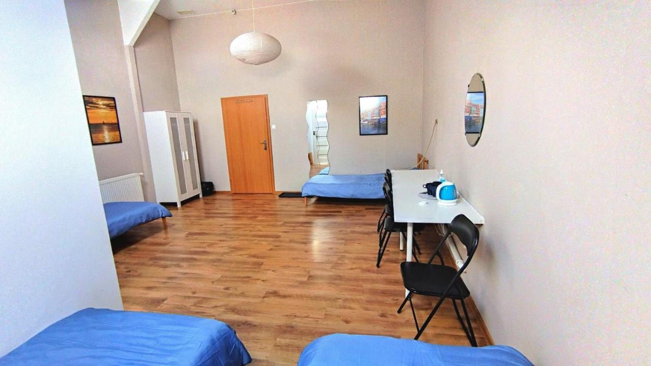 Smart Stay Hostel גדינייה מראה חיצוני תמונה