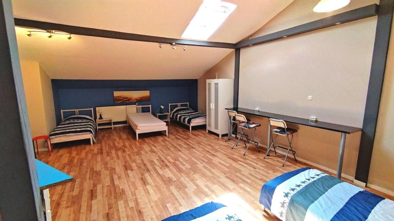 Smart Stay Hostel גדינייה מראה חיצוני תמונה