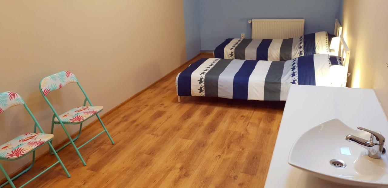 Smart Stay Hostel גדינייה מראה חיצוני תמונה